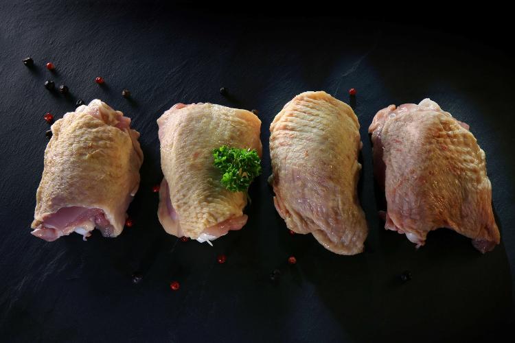 Haut de cuisse de poulet avec peau et os 5 pièces